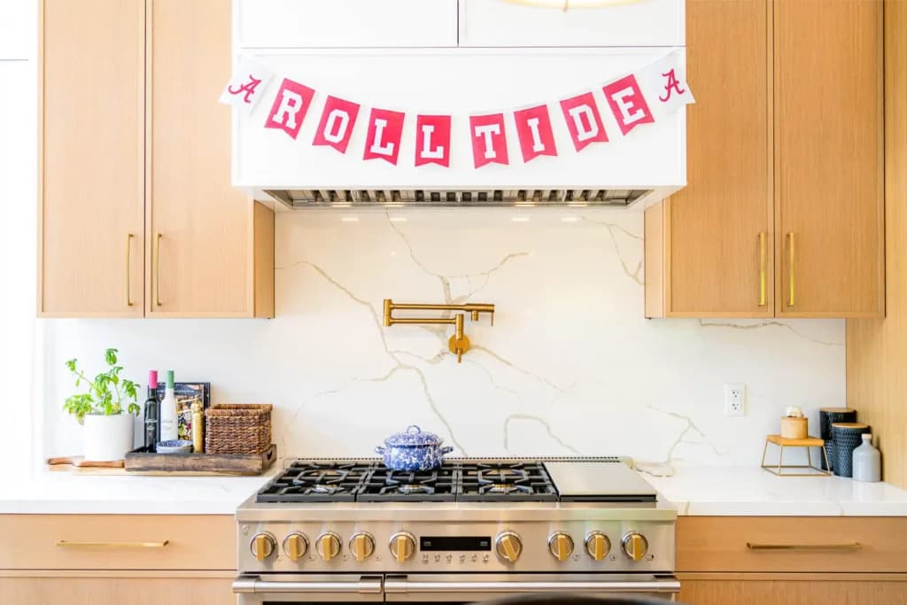 Complete home renovation in Westlake Village, with a rebuilt kitchen in rift-cut white oak — photo 11 of 35