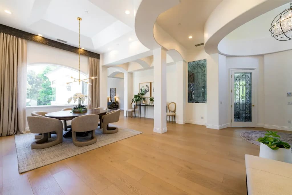 Complete home renovation in Westlake Village, with a rebuilt kitchen in rift-cut white oak — photo 26 of 35