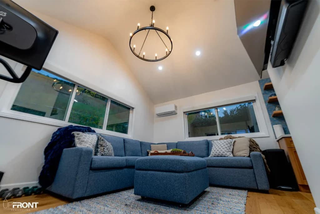 Detached room addition in Westlake Village, finished in smooth stucco with a pitched tile roof — photo 15 of 15