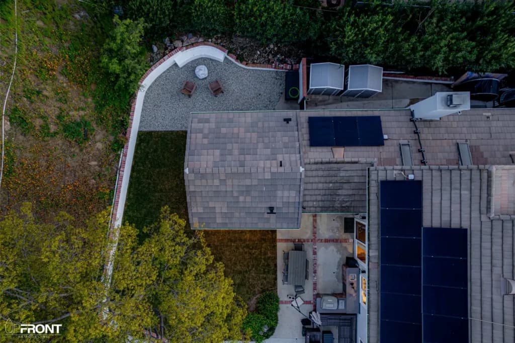 Detached room addition in Westlake Village, finished in smooth stucco with a pitched tile roof — photo 6 of 15